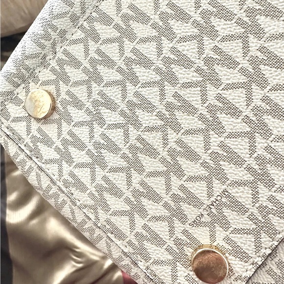 Michael Kors Signature Voyager East West Tote - Picture 11 of 11